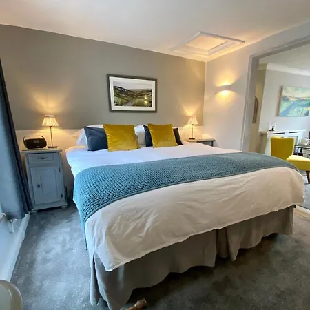 The Summer House Bed & Breakfast